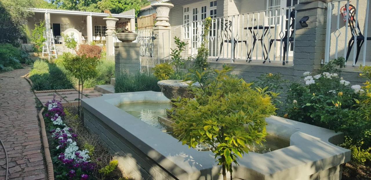 Villa Moi Johannesburg Exterior photo